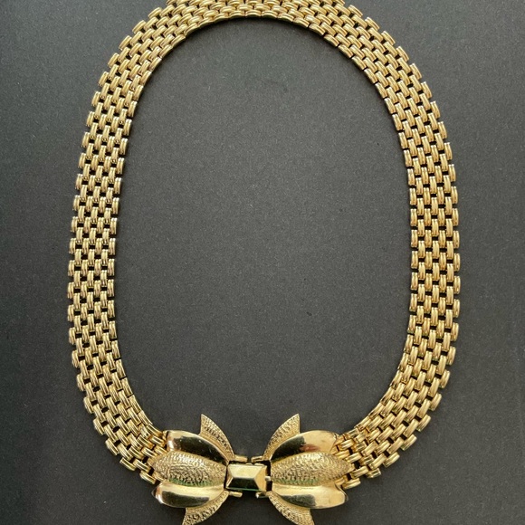 Panther link necklace in yellow gold tone - Picture 2 of 3